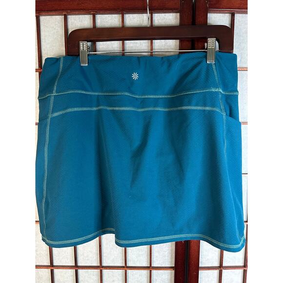 Athleta women's athletic tennis, skort in a teal or aqua blue color size Large - Picture 1 of 10